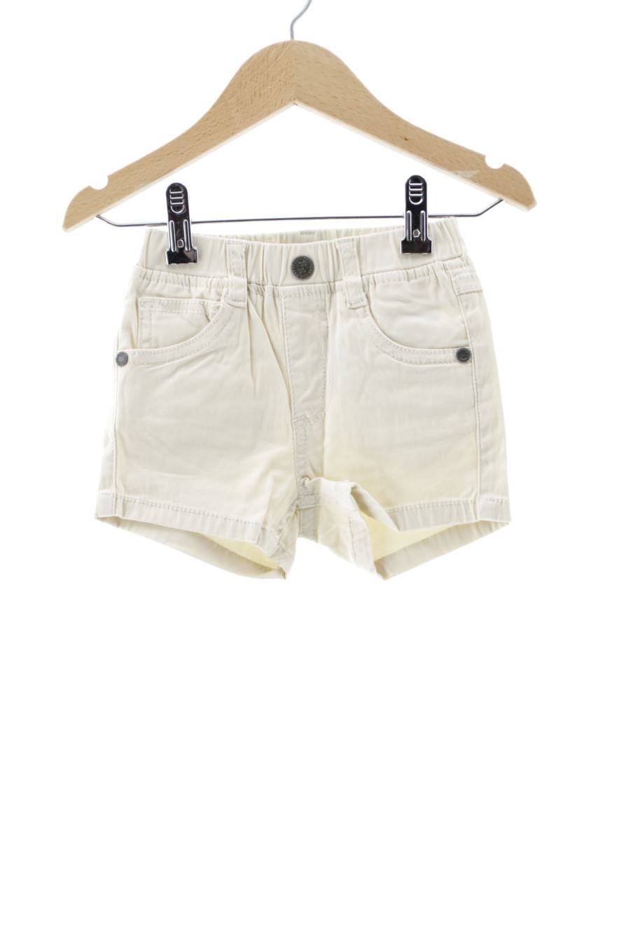 Short en jean Newness de la taille 12 mois de denim avec une étiquette