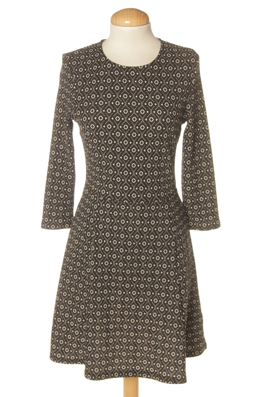 Vestido casual de H&M de la talla 36, de color estampado