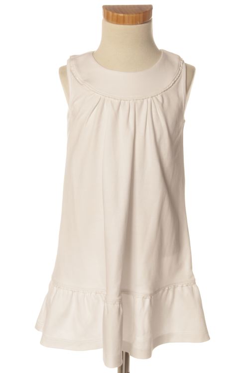 Aufwändiges Kleid