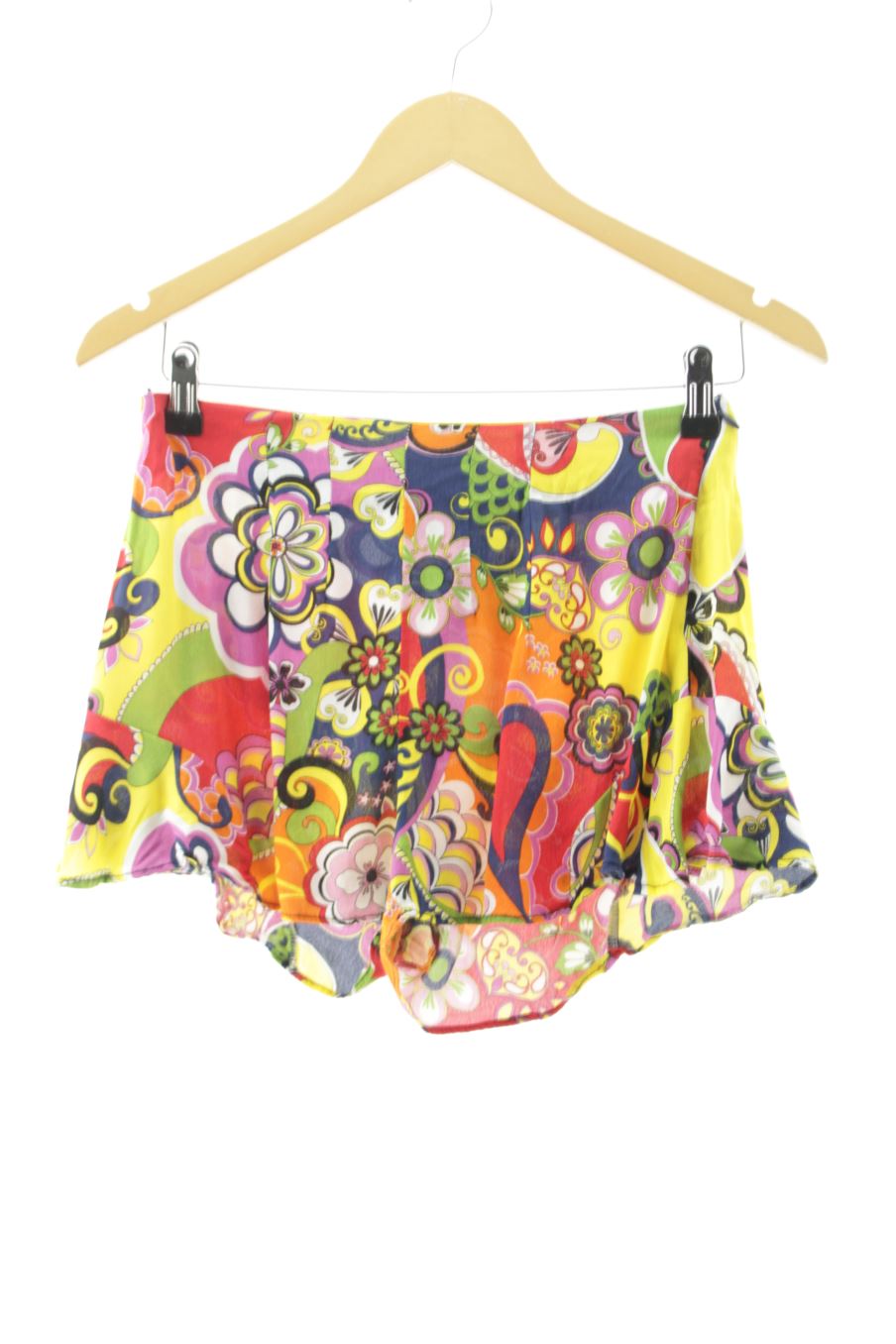 Pantalón corto de Zara de la talla S, de color estampado