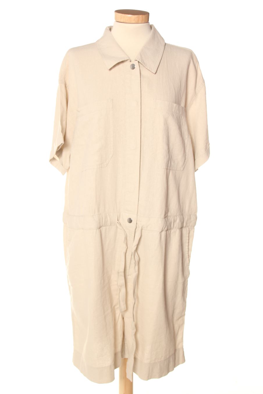 Combinaison Only de la taille L, de couleur beige