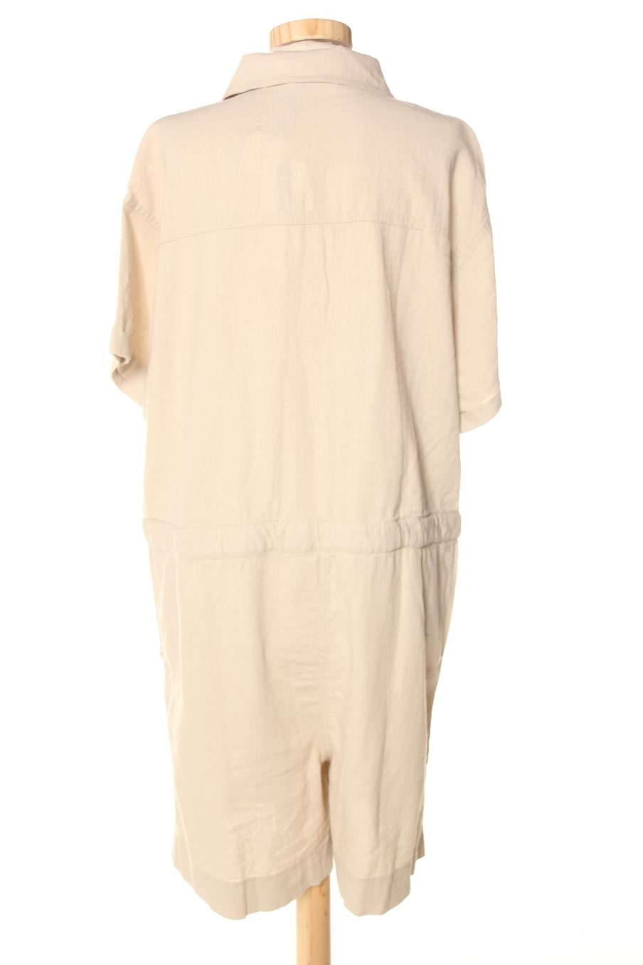 Combinaison Only de la taille L, de couleur beige