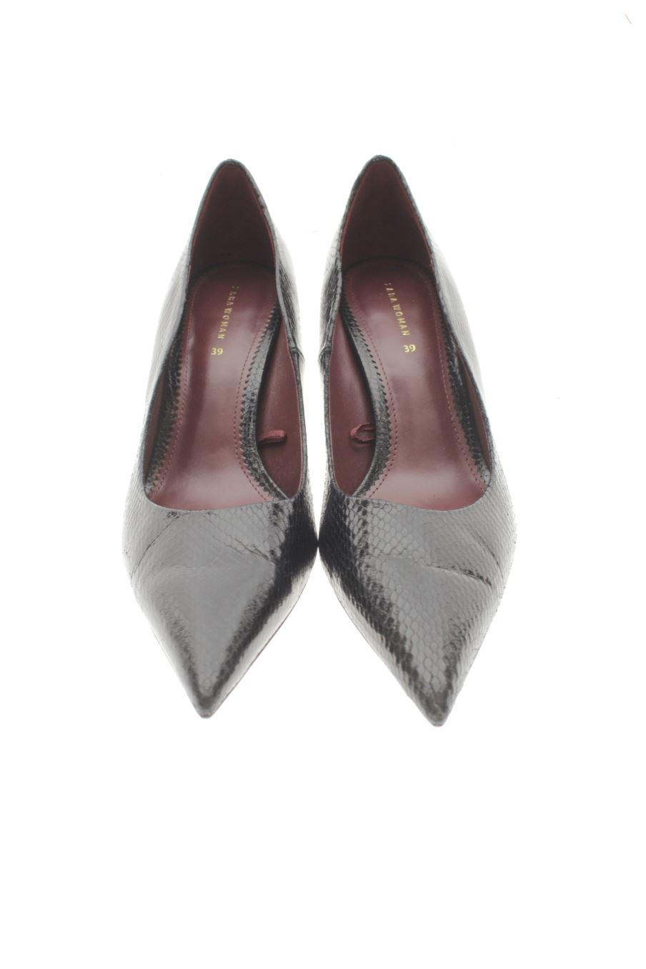 Zapatos de tacon de Zara de la talla 39, de color negro de