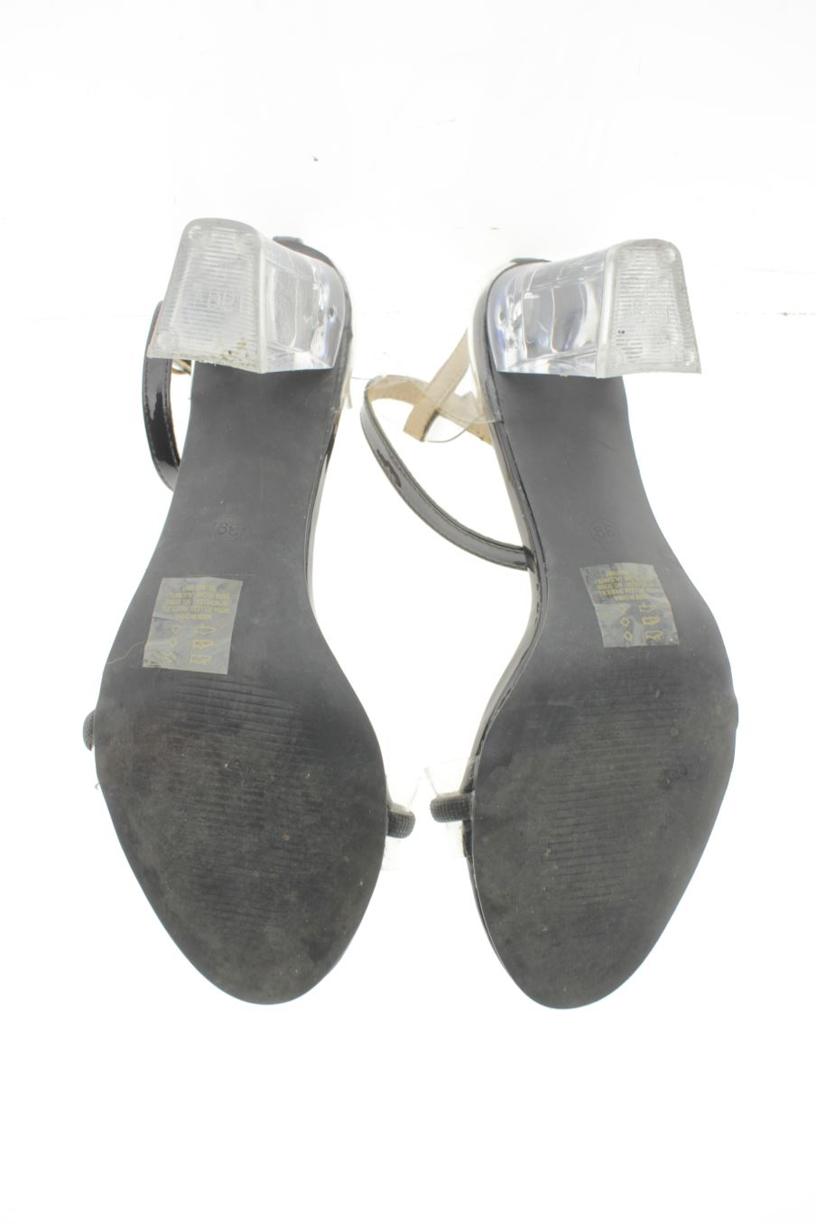 Sandalias tacon de H&D de la talla 39, de color color transparente de