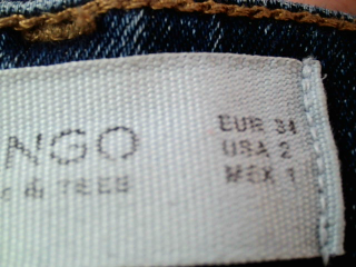 Jeans Mango de la taille 34, de couleur bleu marine de denim