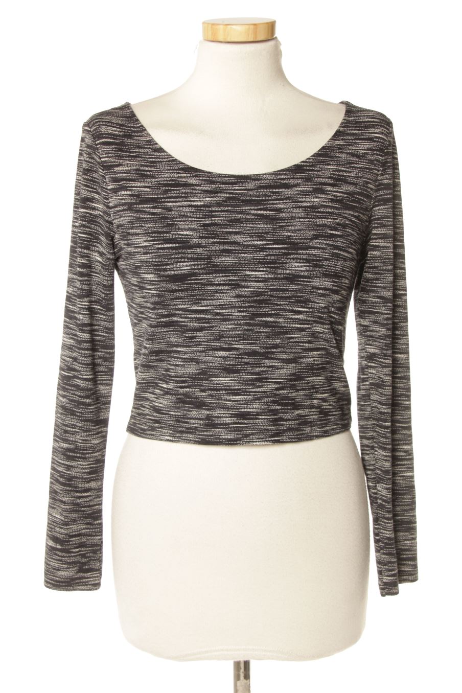 Camiseta de manga larga de H&M de la talla S, de color negro