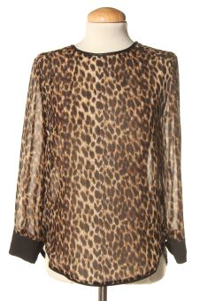Blusa de manga larga S Sfera, foto 1 de 2