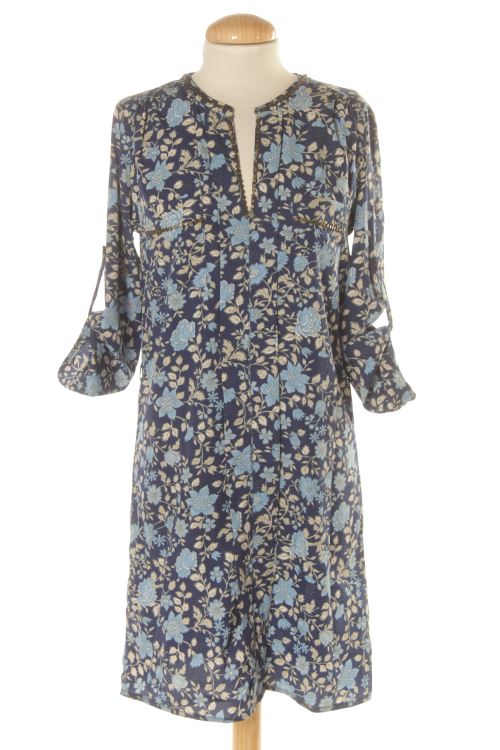 Einfaches Kleid