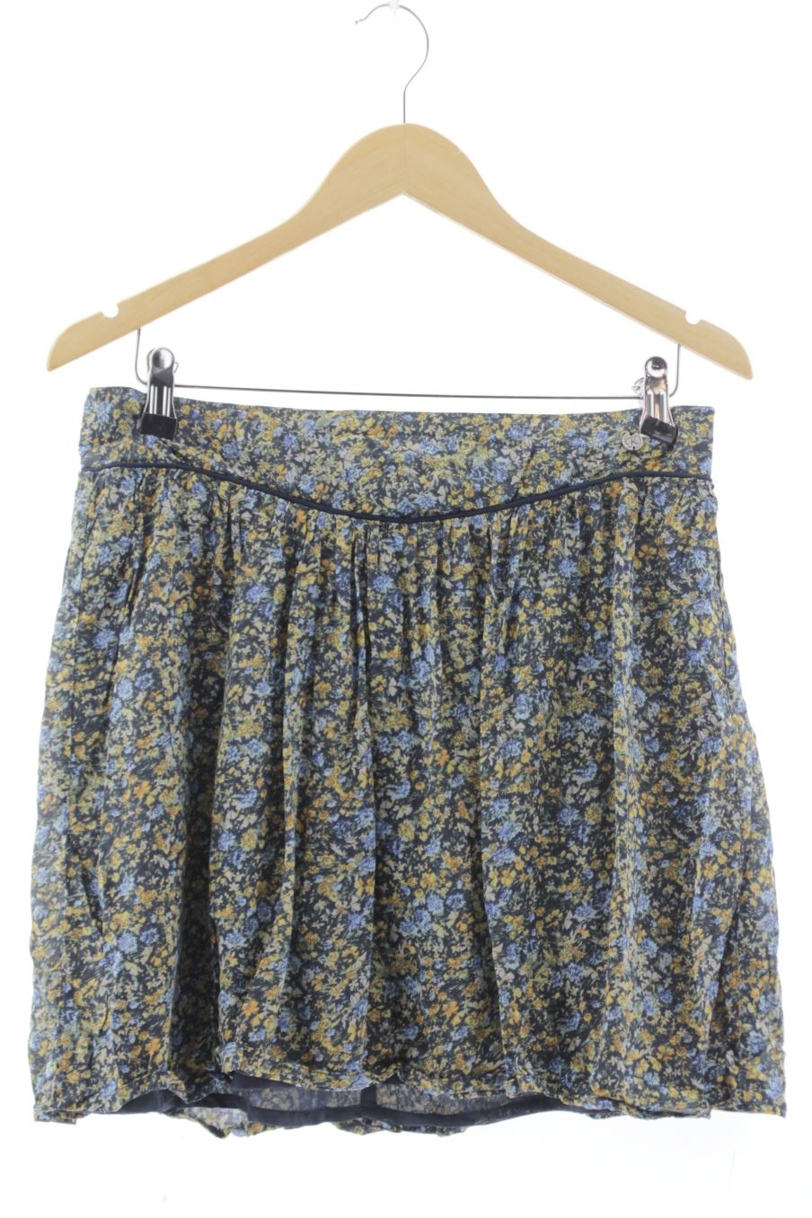 Jupe Kaporal de la taille M, de couleur fleurs