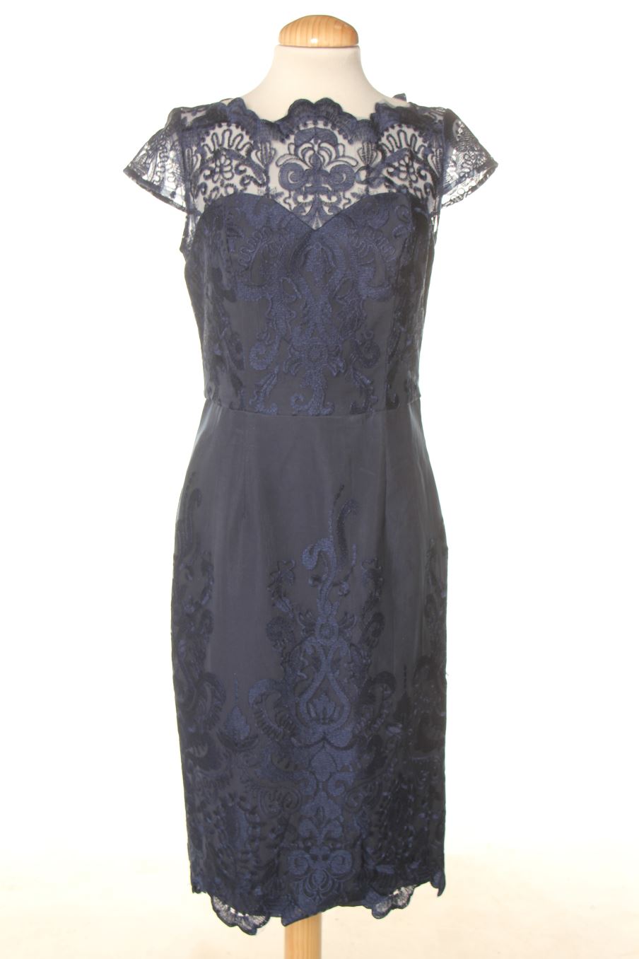 Robe chi chi london bleu marine hot sale