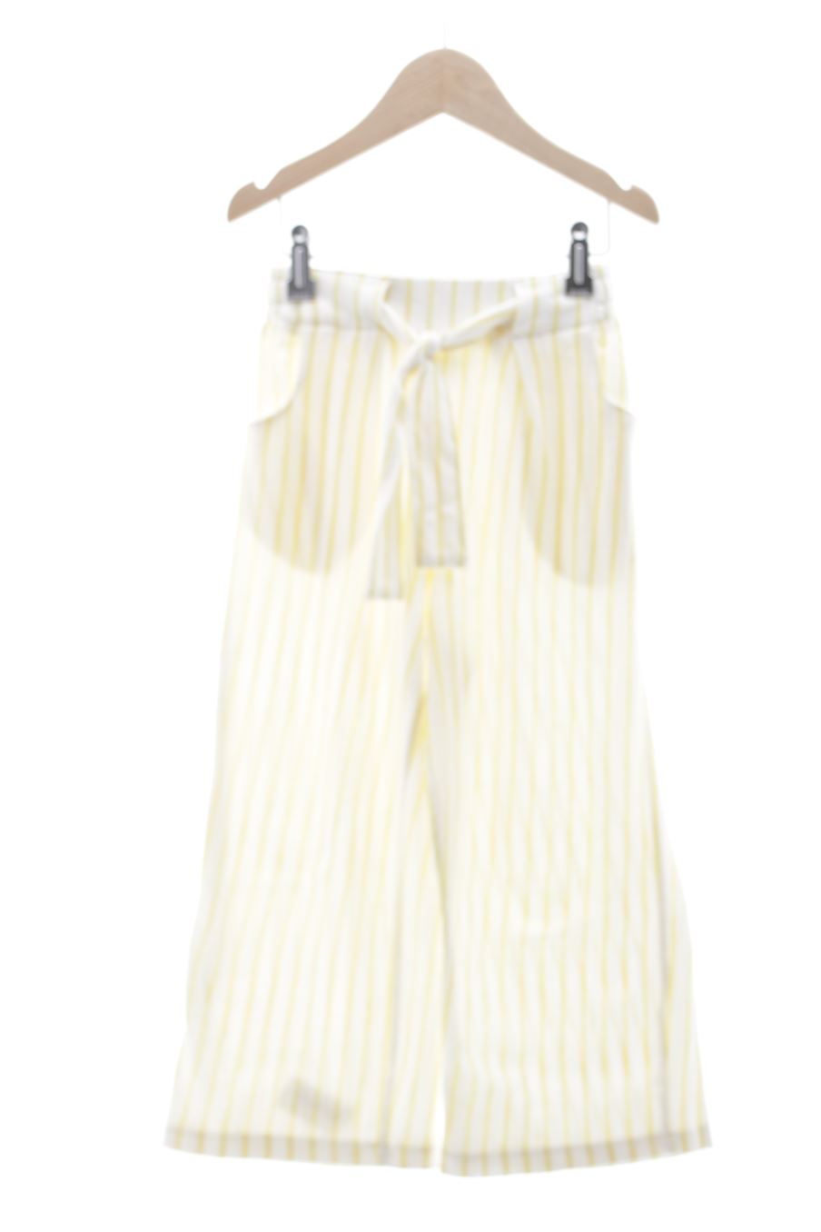 Pantalón de Zara de la talla 6 años de segunda mano