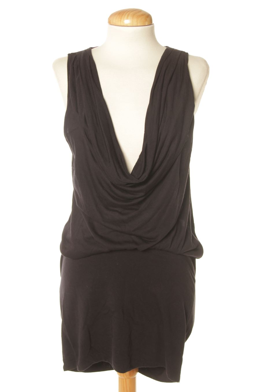 Robe casual Benetton de la taille M, de couleur noir
