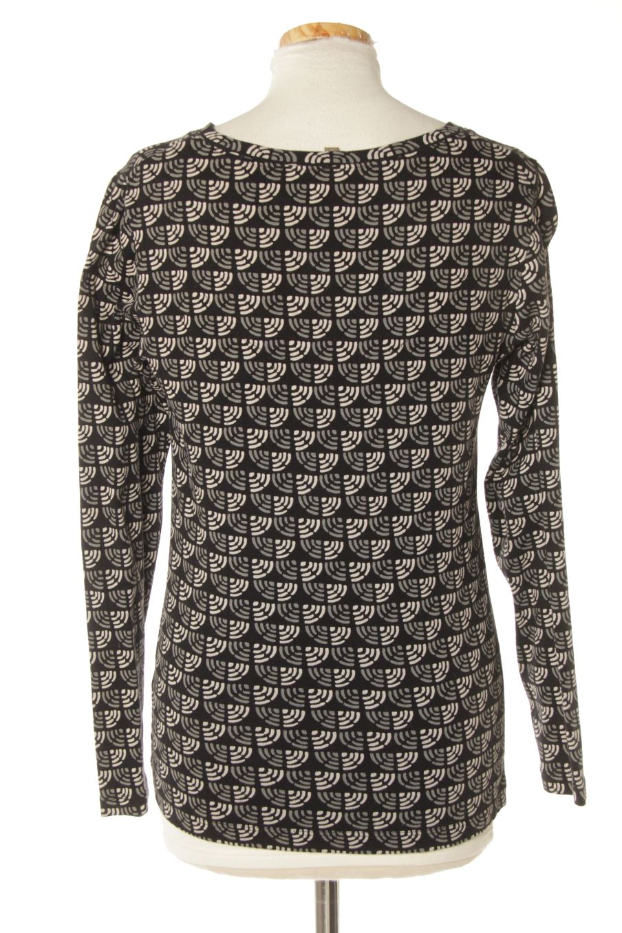 T-shirt à manches longues Surkana de la taille M, de couleur noir