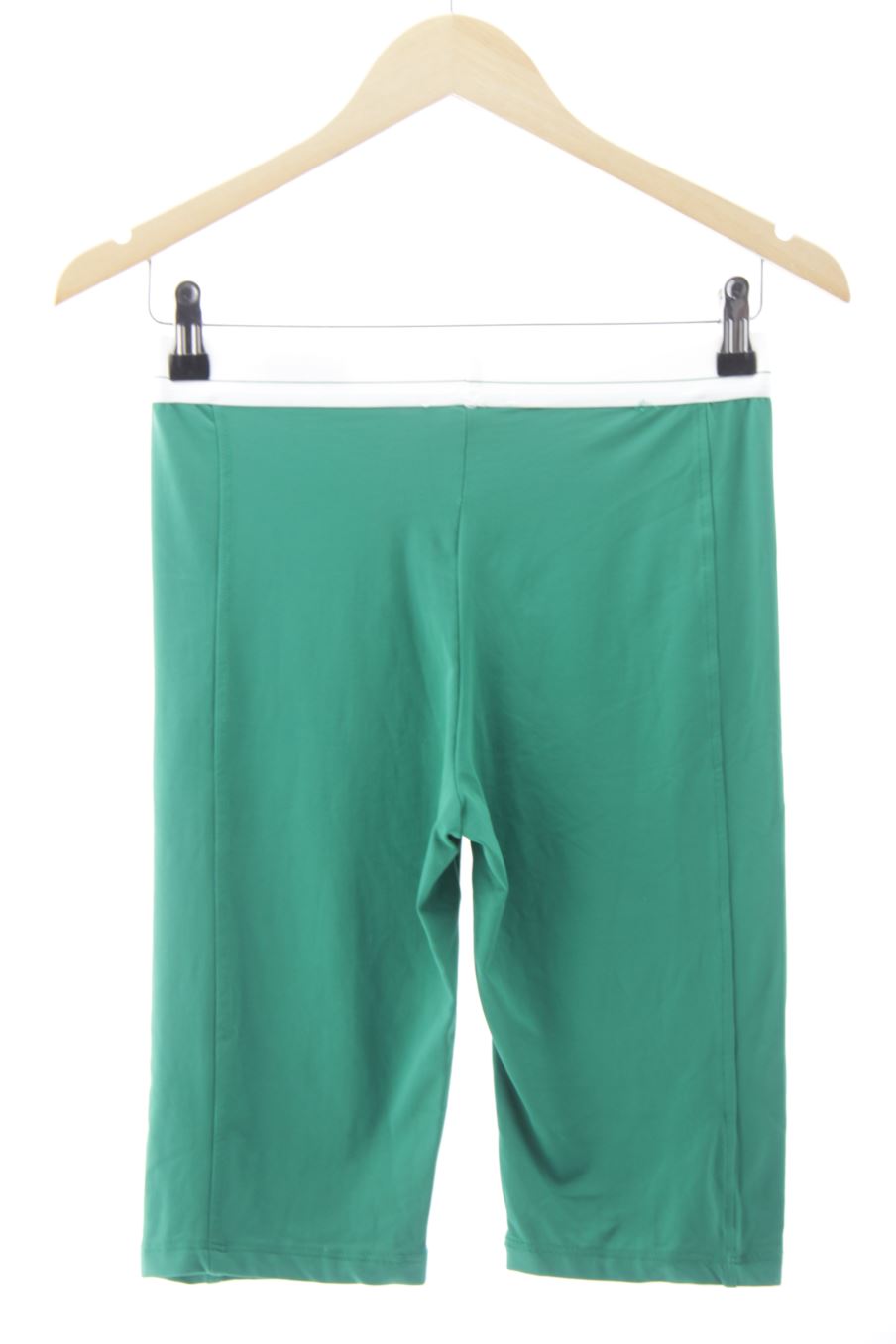 Pantalon corto de deporte de Zara de la talla M, de color verde