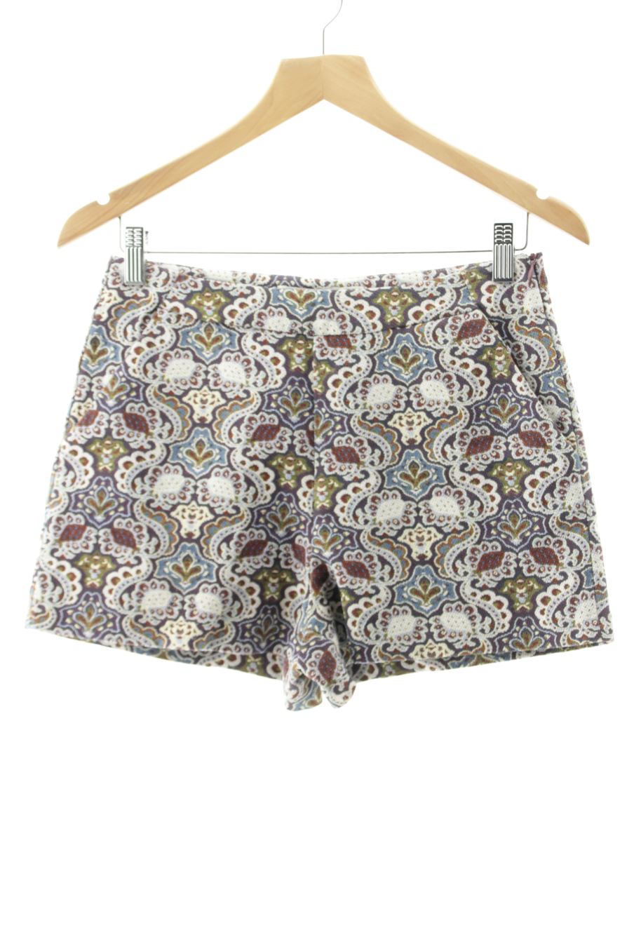 Pantaloni corti de Zara de la talla M, de color stampato