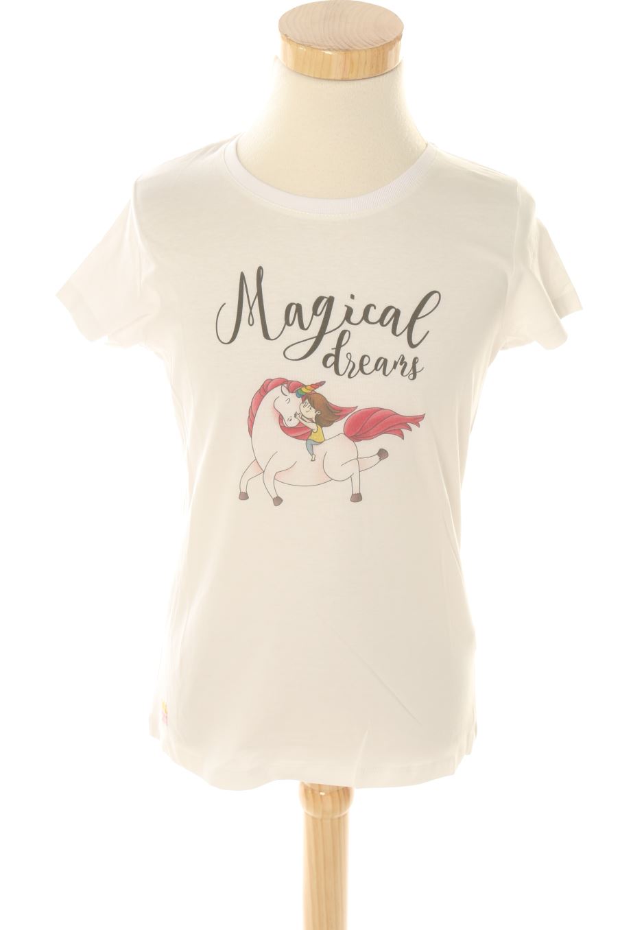 T-shirt Stanley stella de la taille 3 ans avec une étiquette