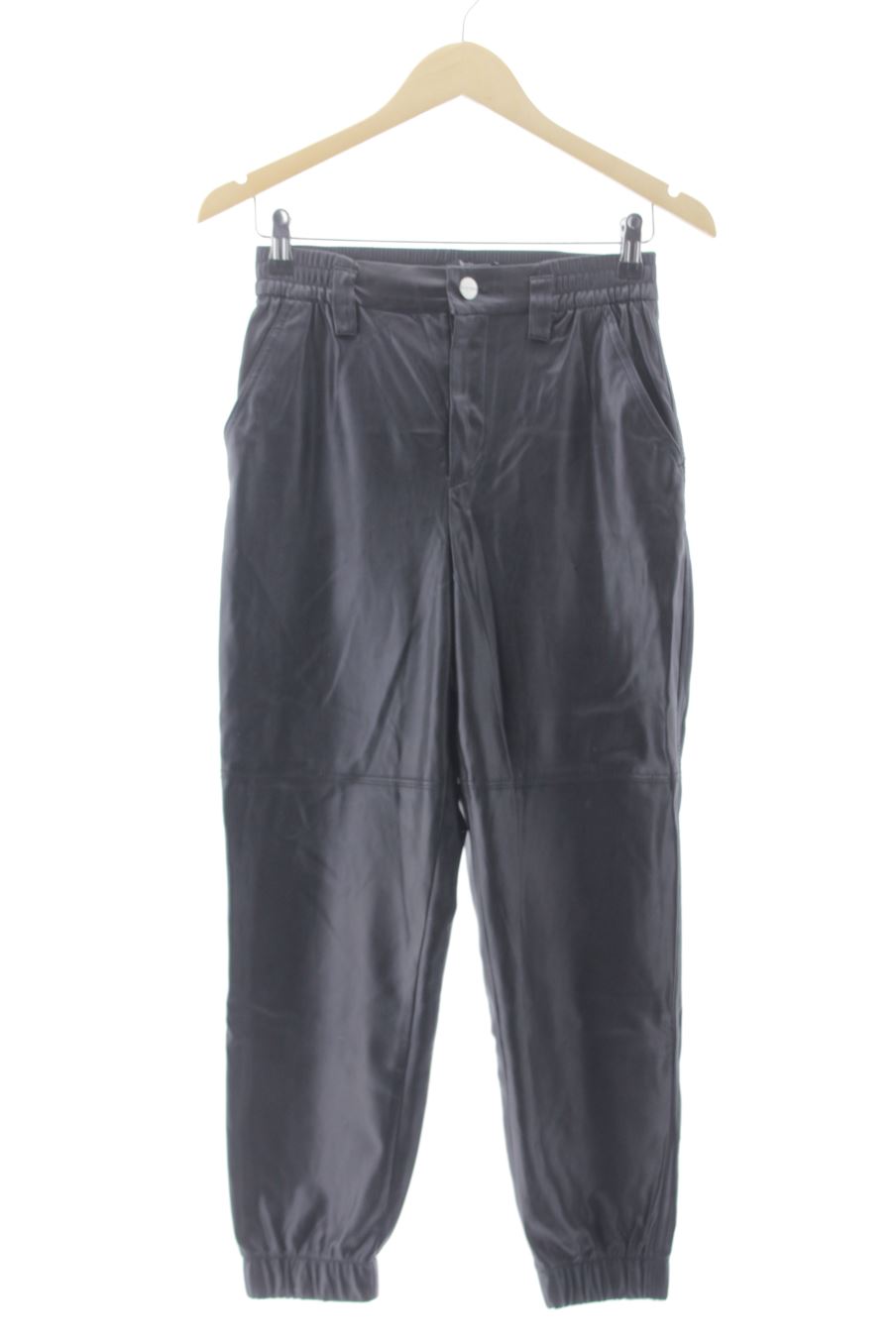 Pantalón de Bershka de la talla M, de color negro de sintético