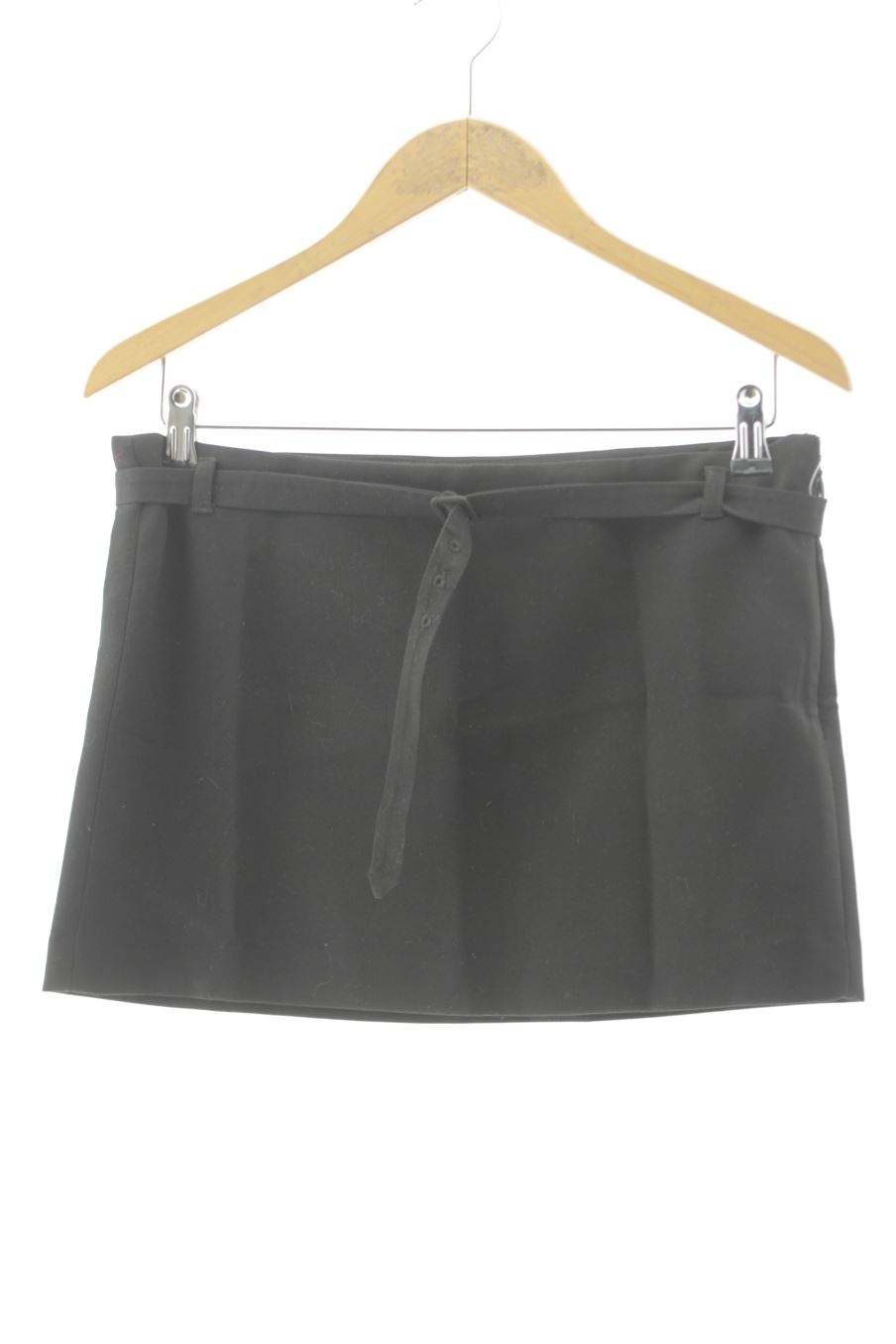 Jupe Mango de la taille S, de couleur noir
