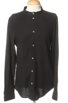Chemise XS Bershka, photo 1 sur 2
