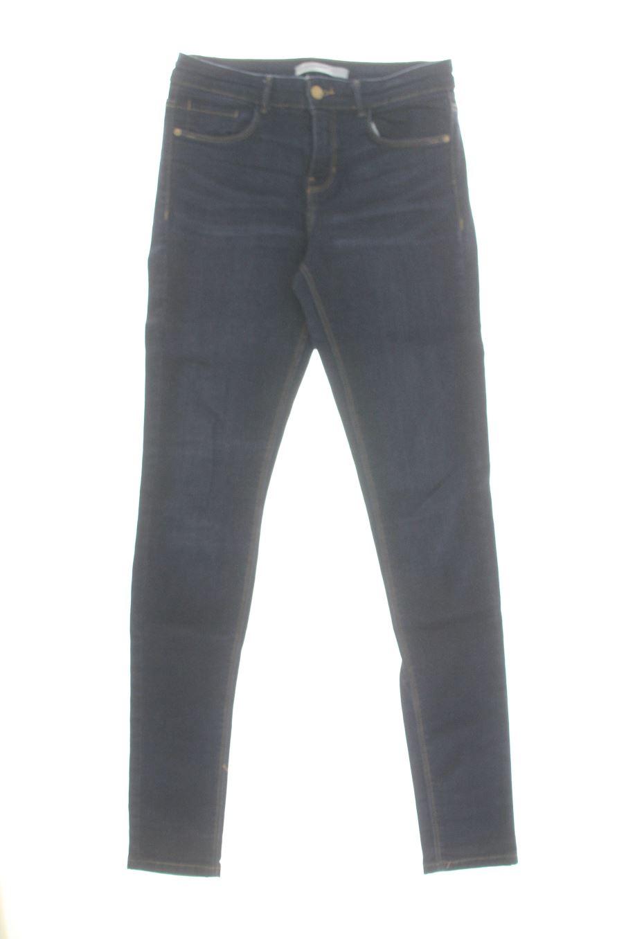 Jeans Zara de la taille 36, de couleur bleu de denim