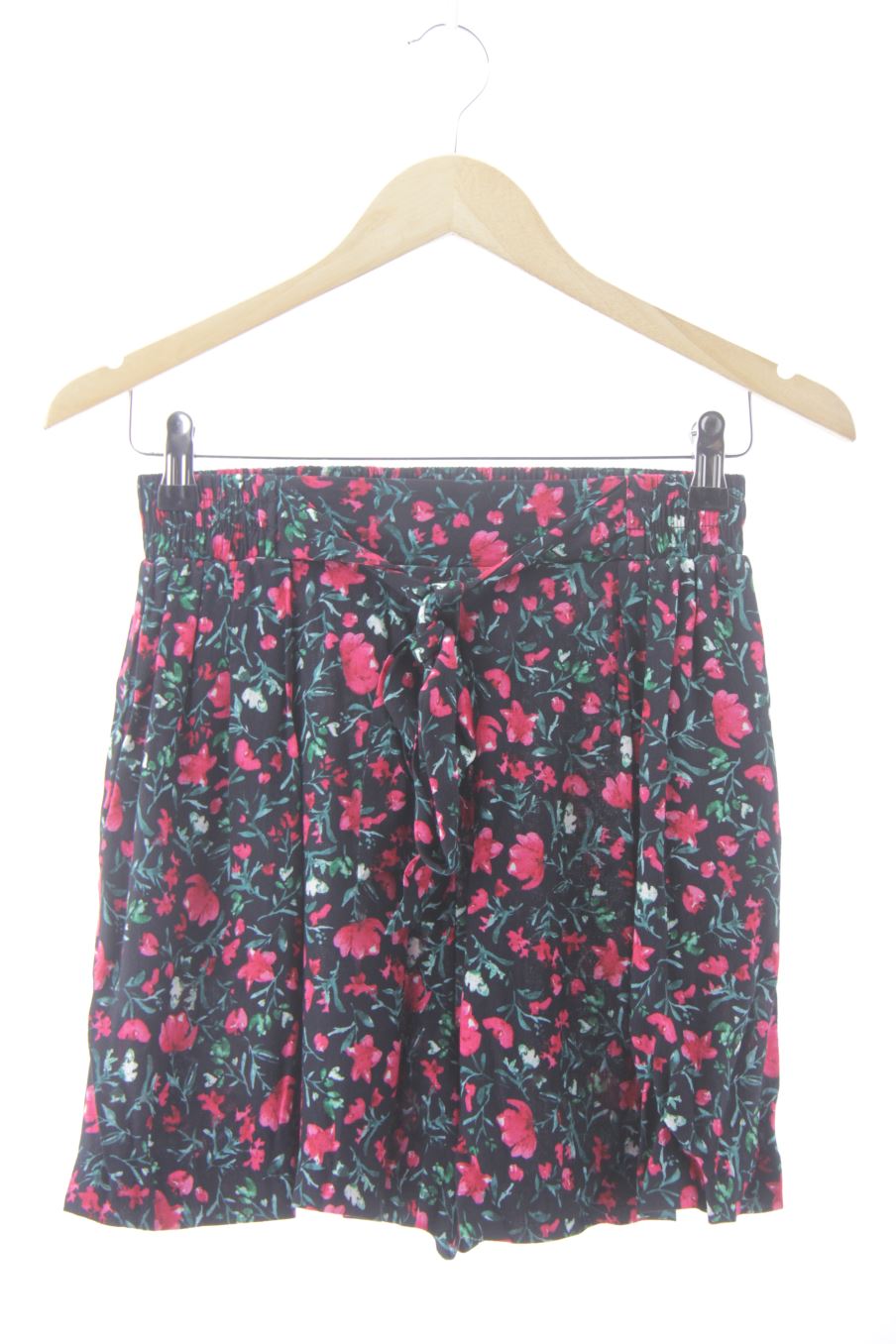 Pantalón corto de Zara de la talla XS, de color flores