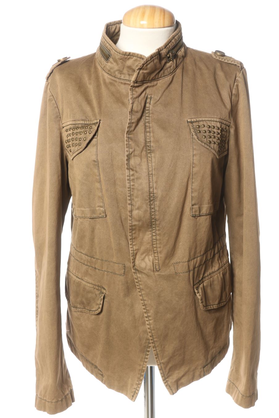 Cazadora de Zara de la talla L, de color marrón