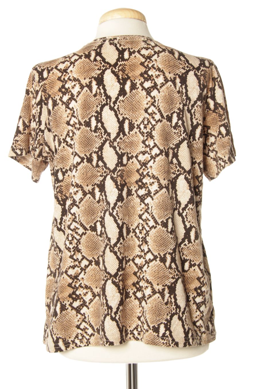 T-shirt Bershka de la taille L, de couleur animal print
