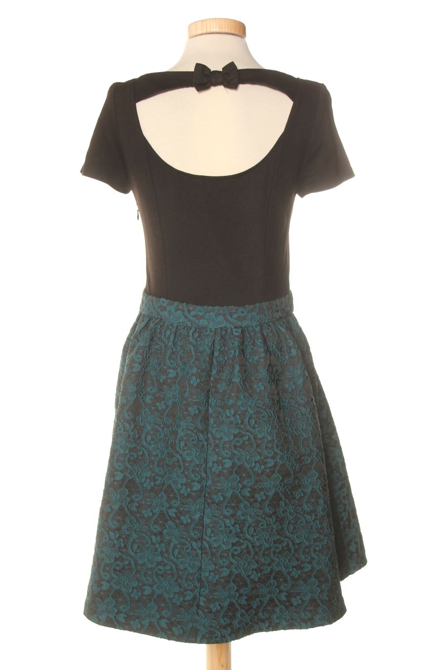 Robe Naf Naf de la taille M, de couleur vert