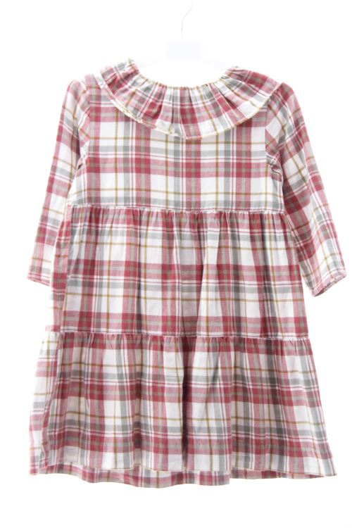Aufwändiges Kleid