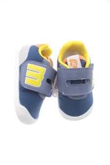 Chaussures de sport 19 Mustang, photo 1 sur 2