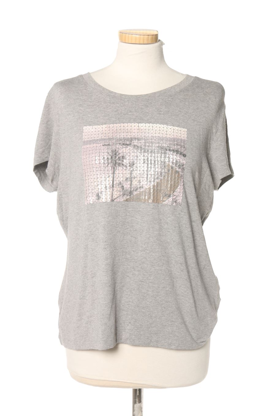 T-shirt Yera de la taille XL, de couleur gris