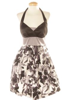 Aufwändiges Kleid 40 Easy wear