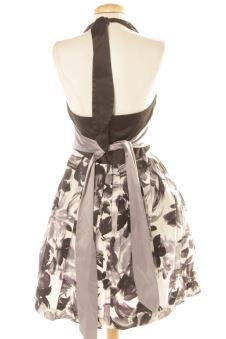 Aufwändiges Kleid 40 Easy wear