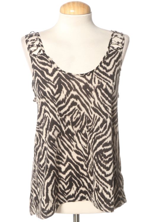 Aufwändiges Top