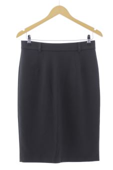 Aufwändiger Rock M Please