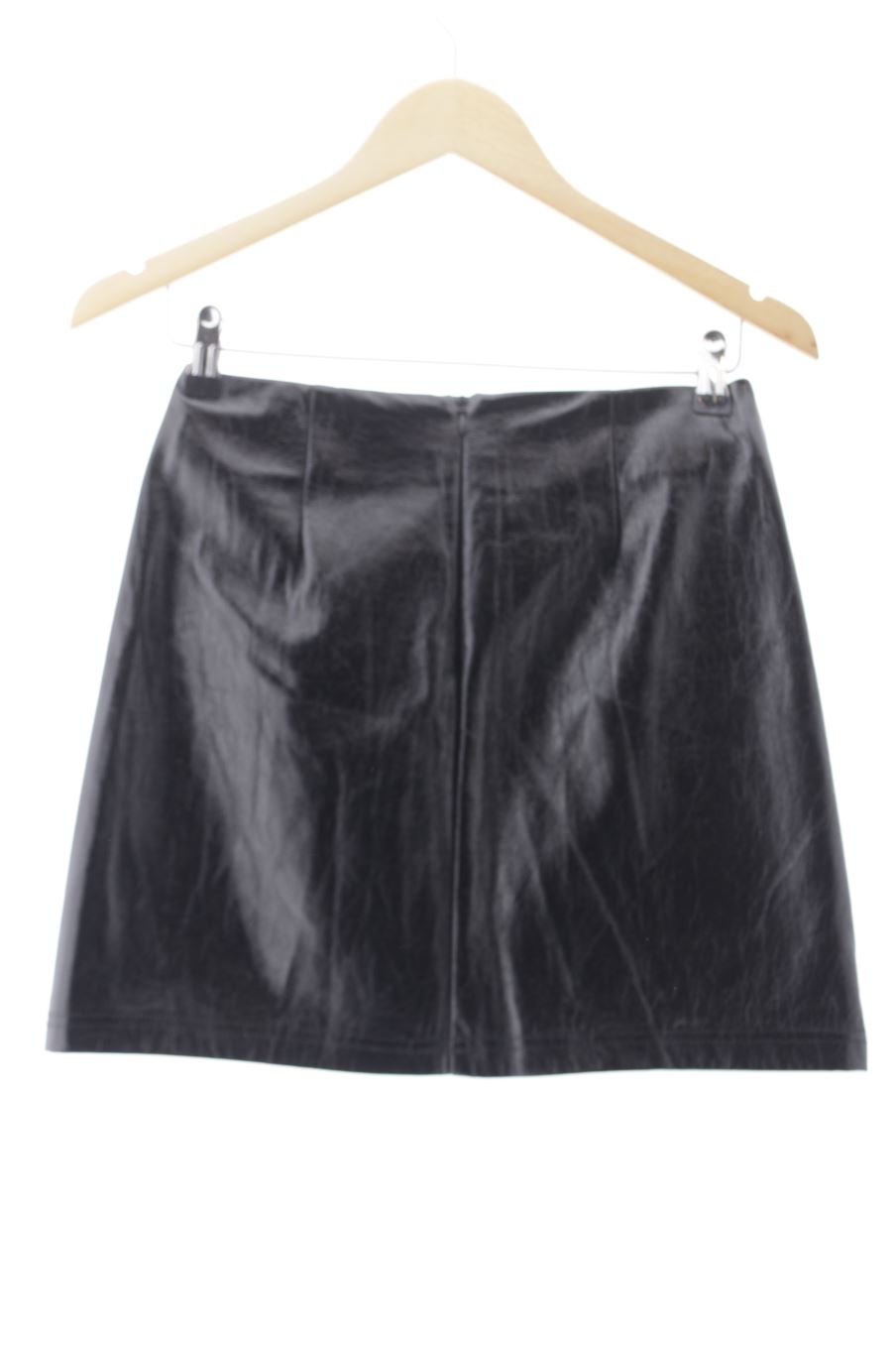 Jupe Only de la taille S, de couleur noir de synthétique