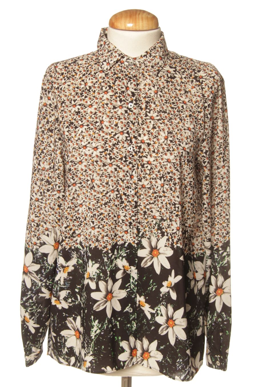 Chemise Zara de la taille M, de couleur fleurs
