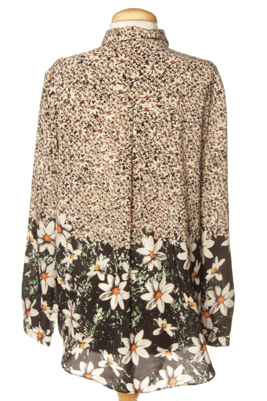 Chemise Zara de la taille M, de couleur fleurs