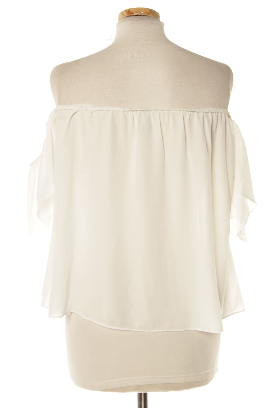 Blouse à manches courtes Stradivarius de la taille S, de couleur blanc
