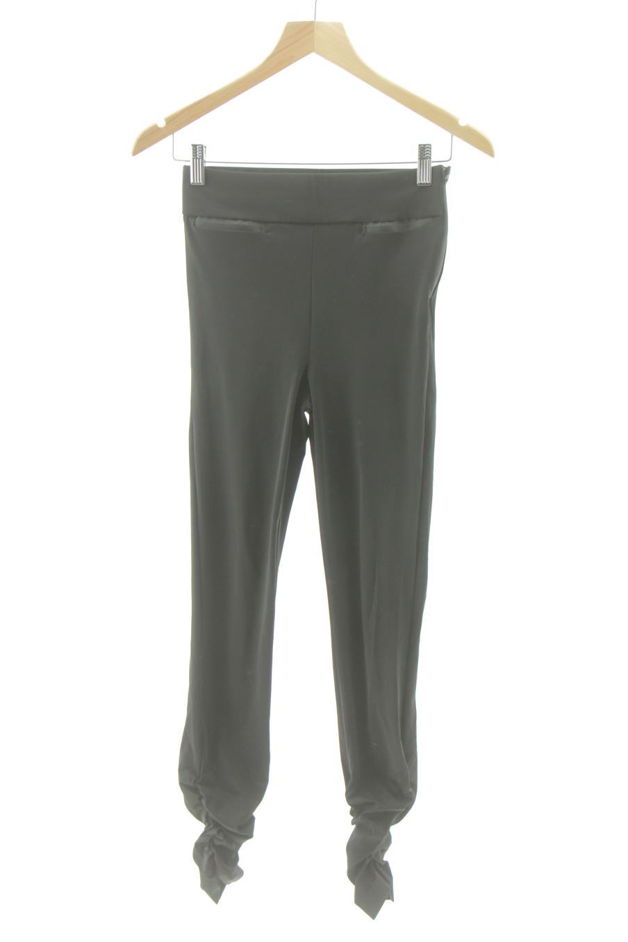 Pantalón Casual de Zara de la talla XS, de color negro