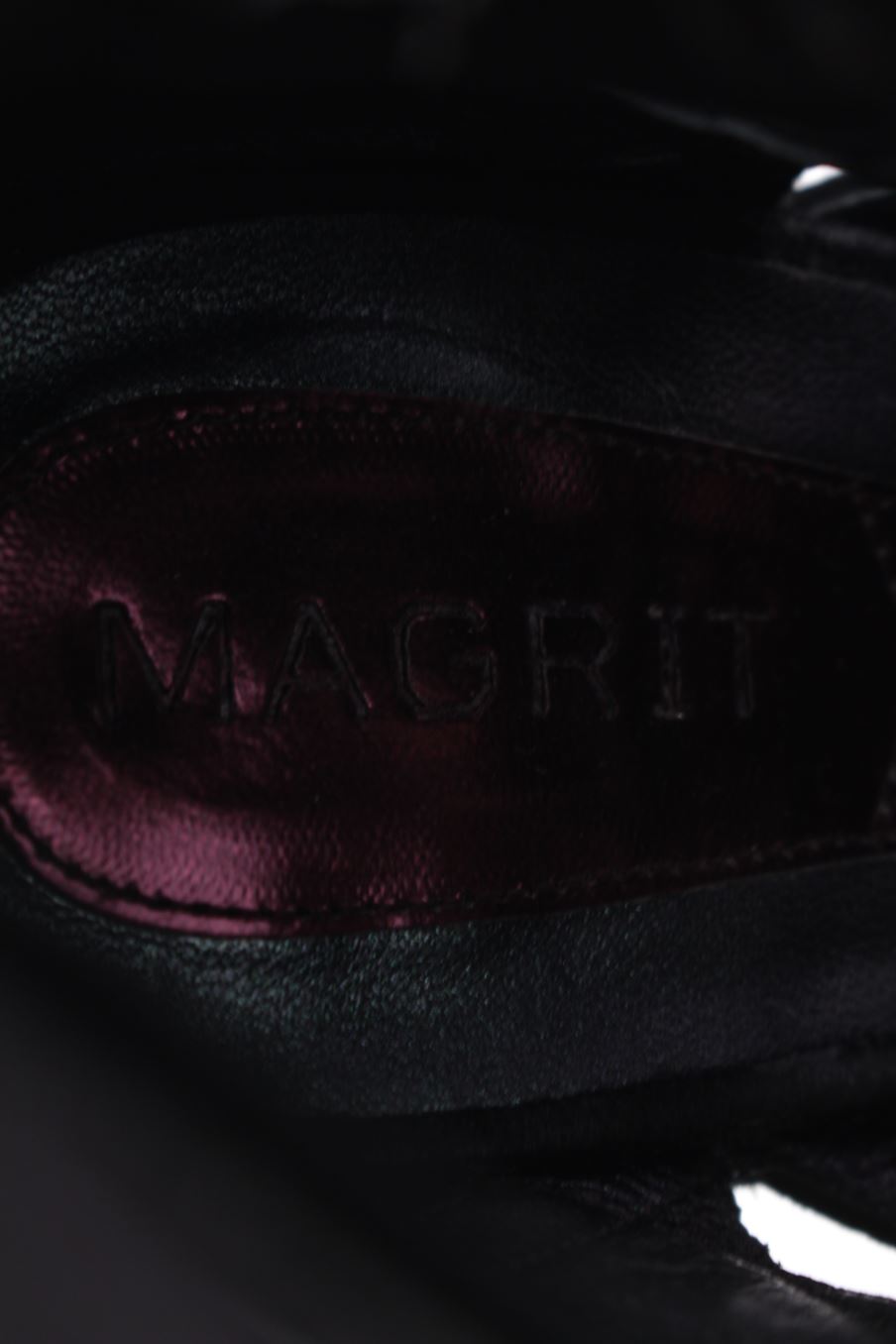 Botines de Magrit de la talla 38, de color negro de