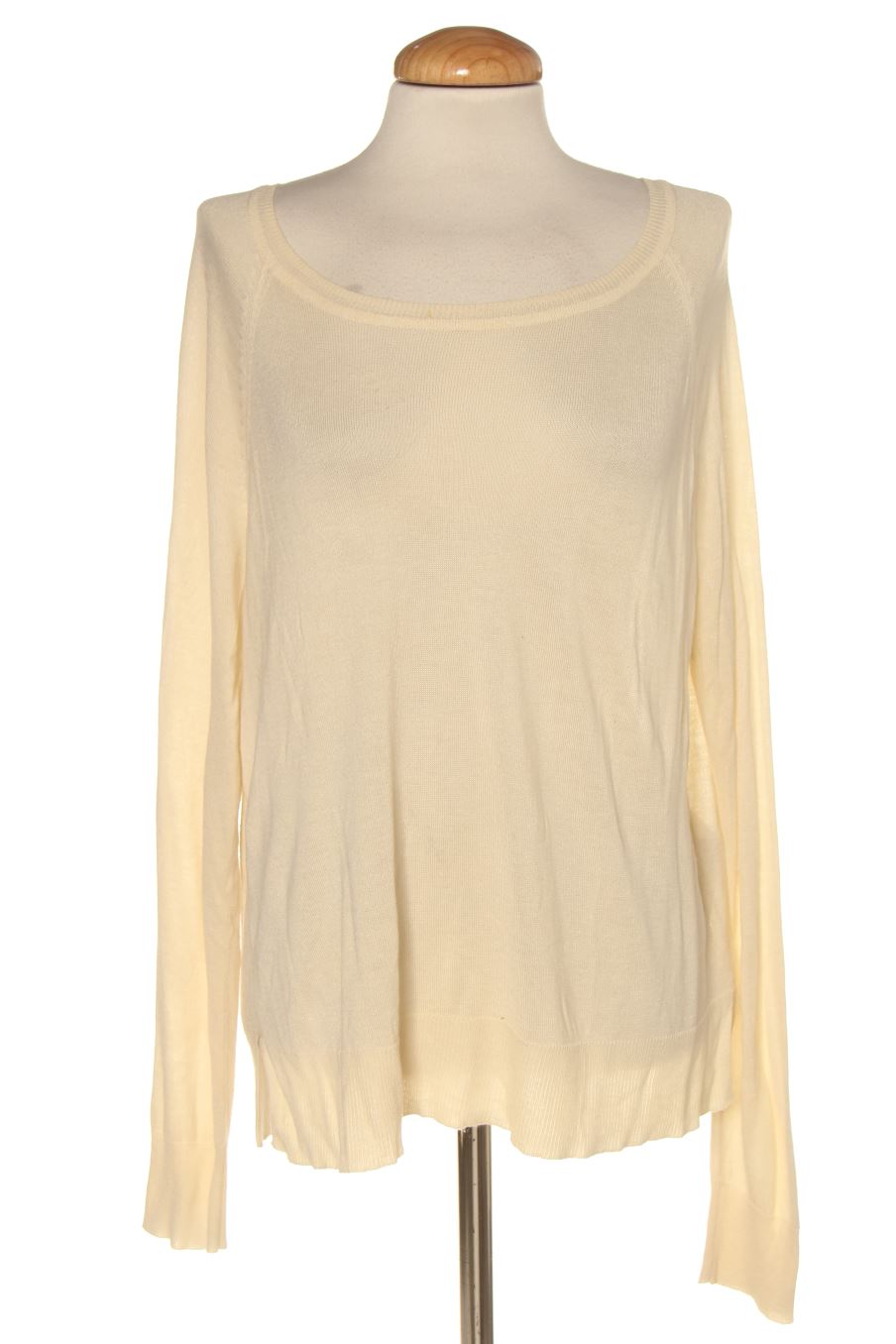 Pull Zara de la taille M, de couleur beige