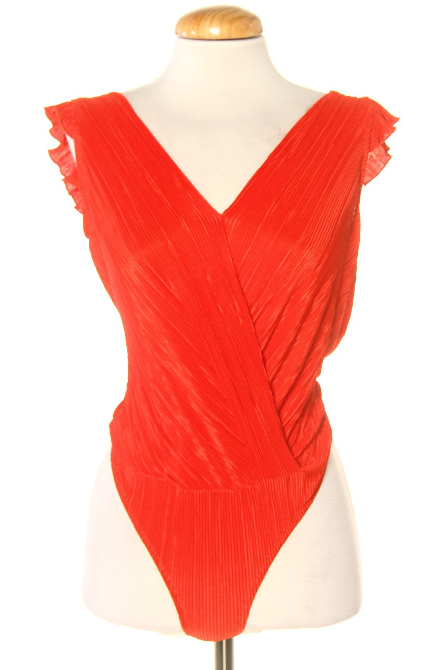 Body Bershka de la taille M, de couleur rouge