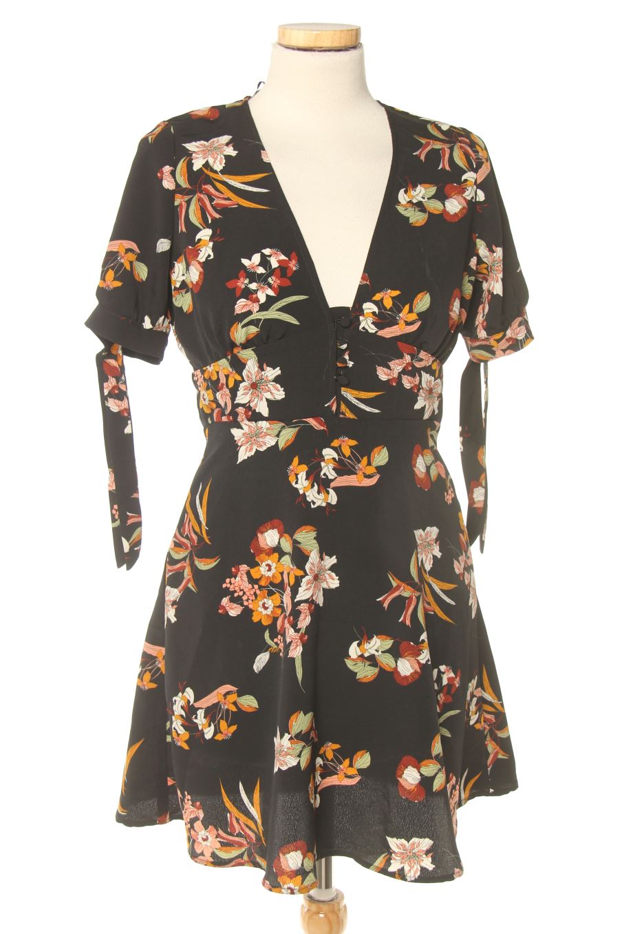 Robe casual Pull & Bear de la taille S, de couleur fleurs