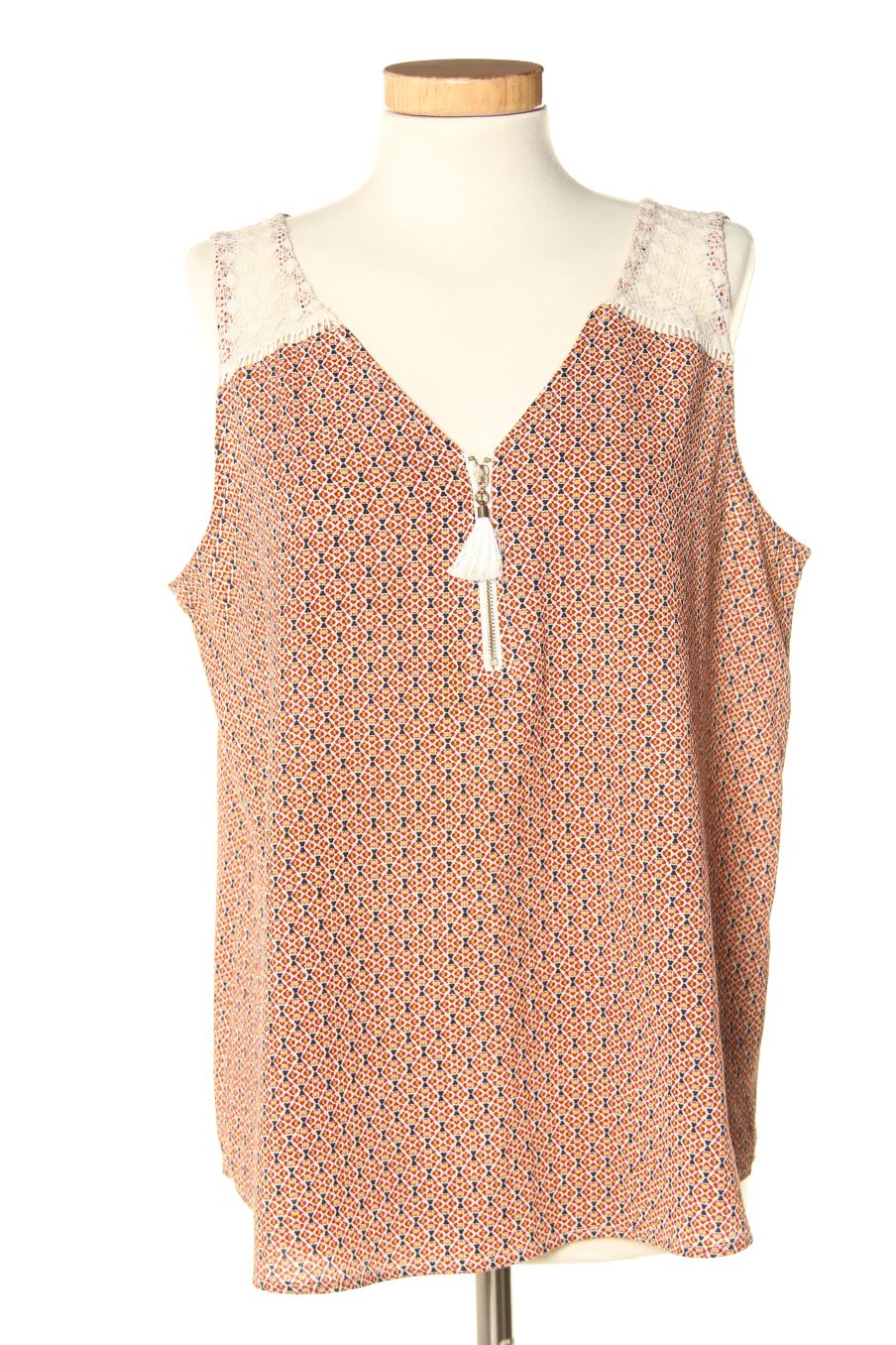 Top La Halle de la taille 40, de couleur imprimés