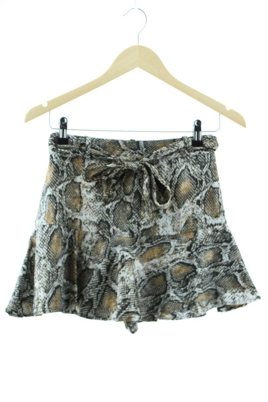 Pantaloni corti de Zara de la talla XS, de color stampa animalier
