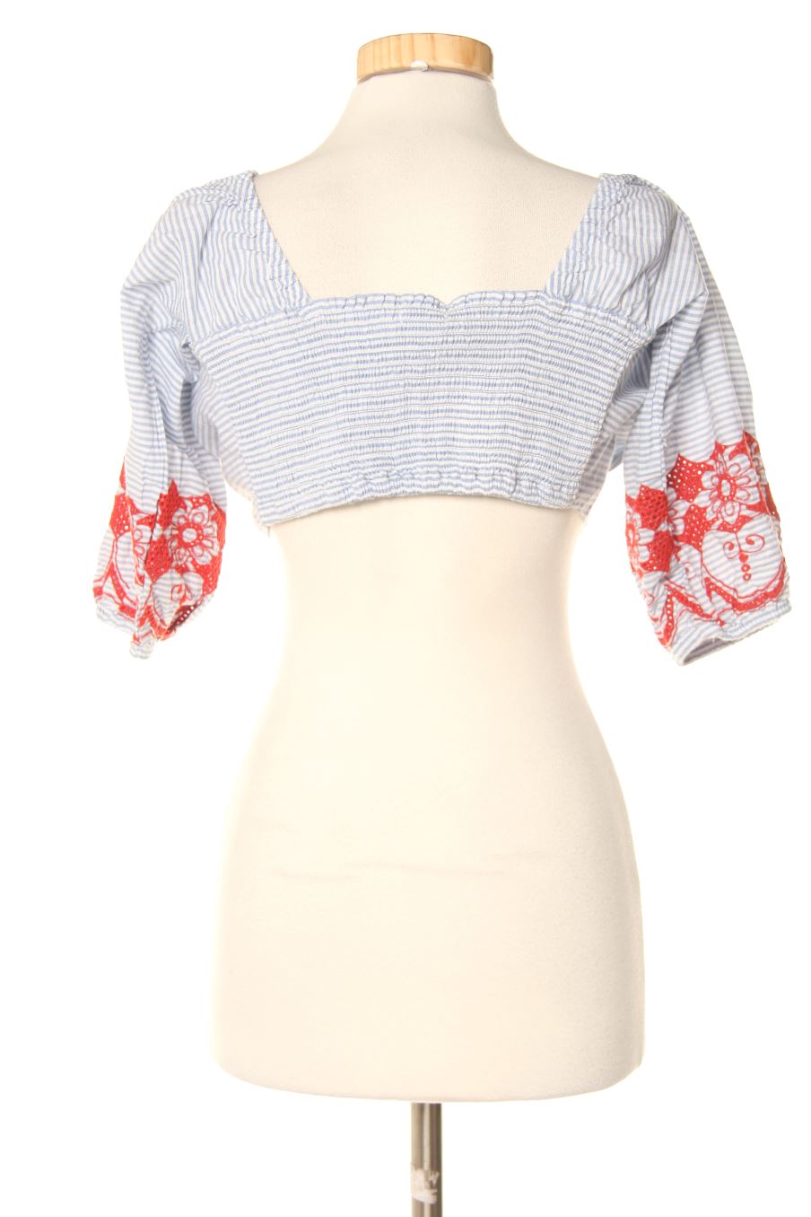 Top Pull & Bear de la taille M, de couleur rayures