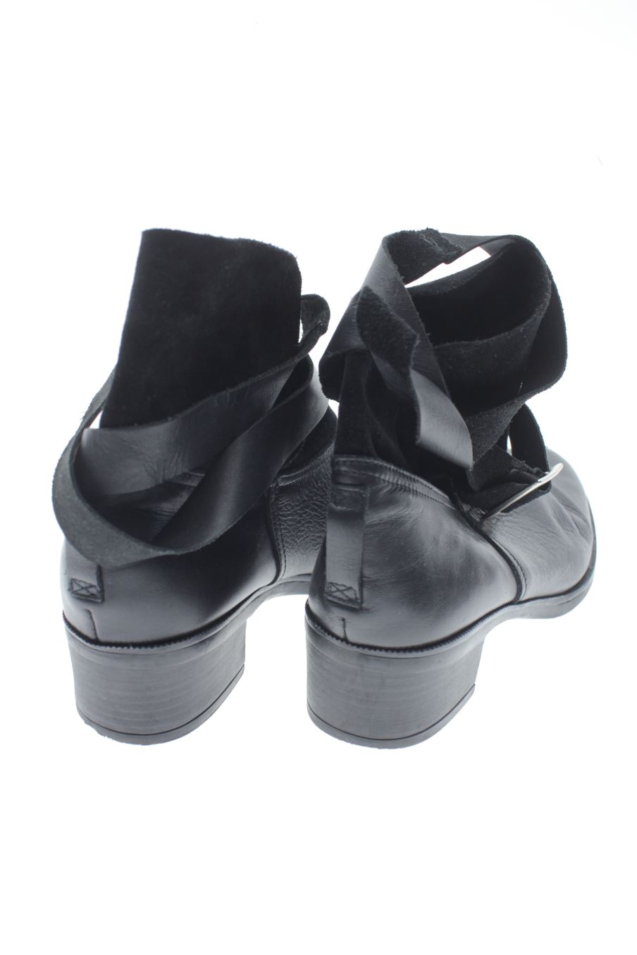 Botines de SARAH WORLD de la talla 37, de color negro de
