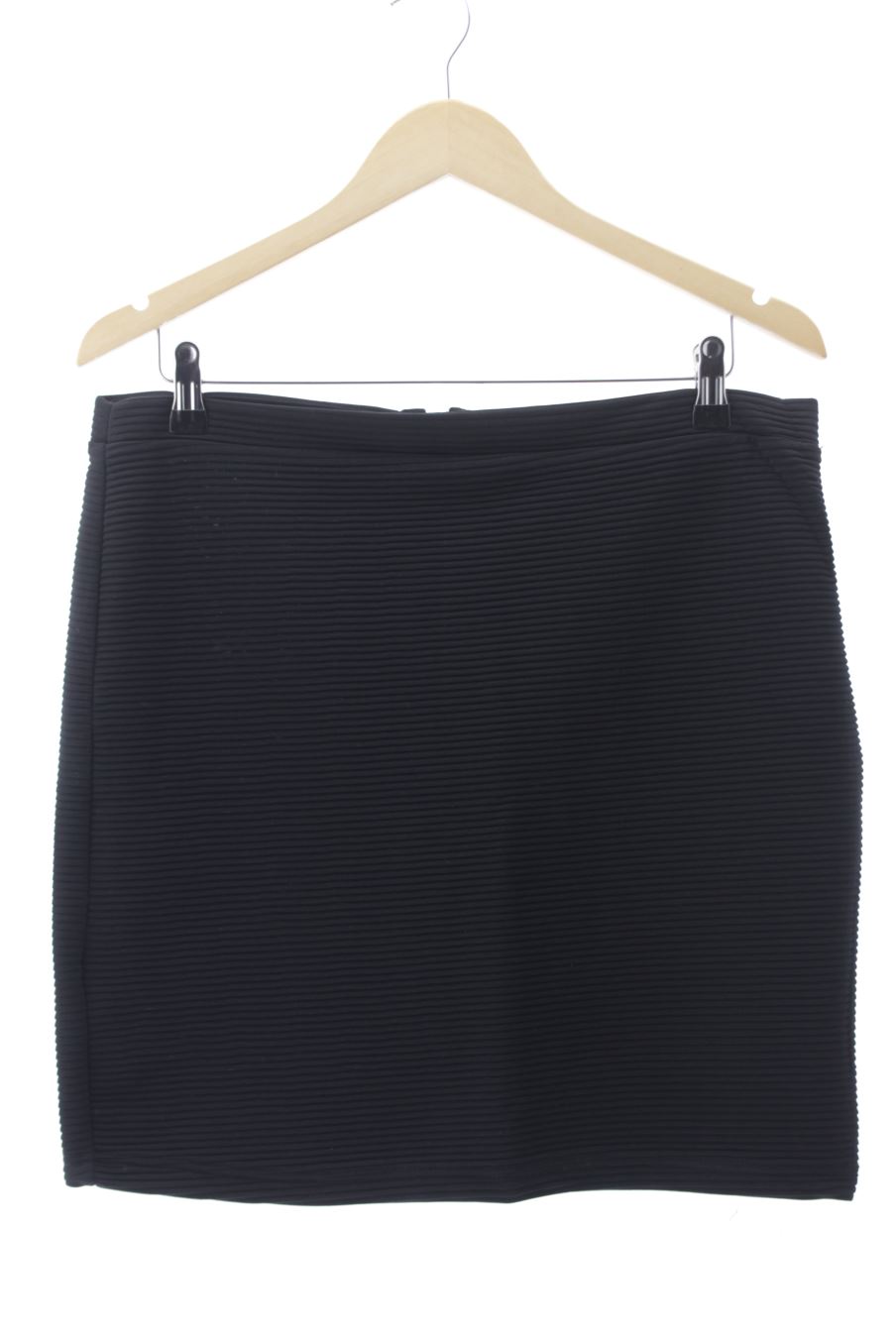 Jupe Promod de la taille 46, de couleur noir