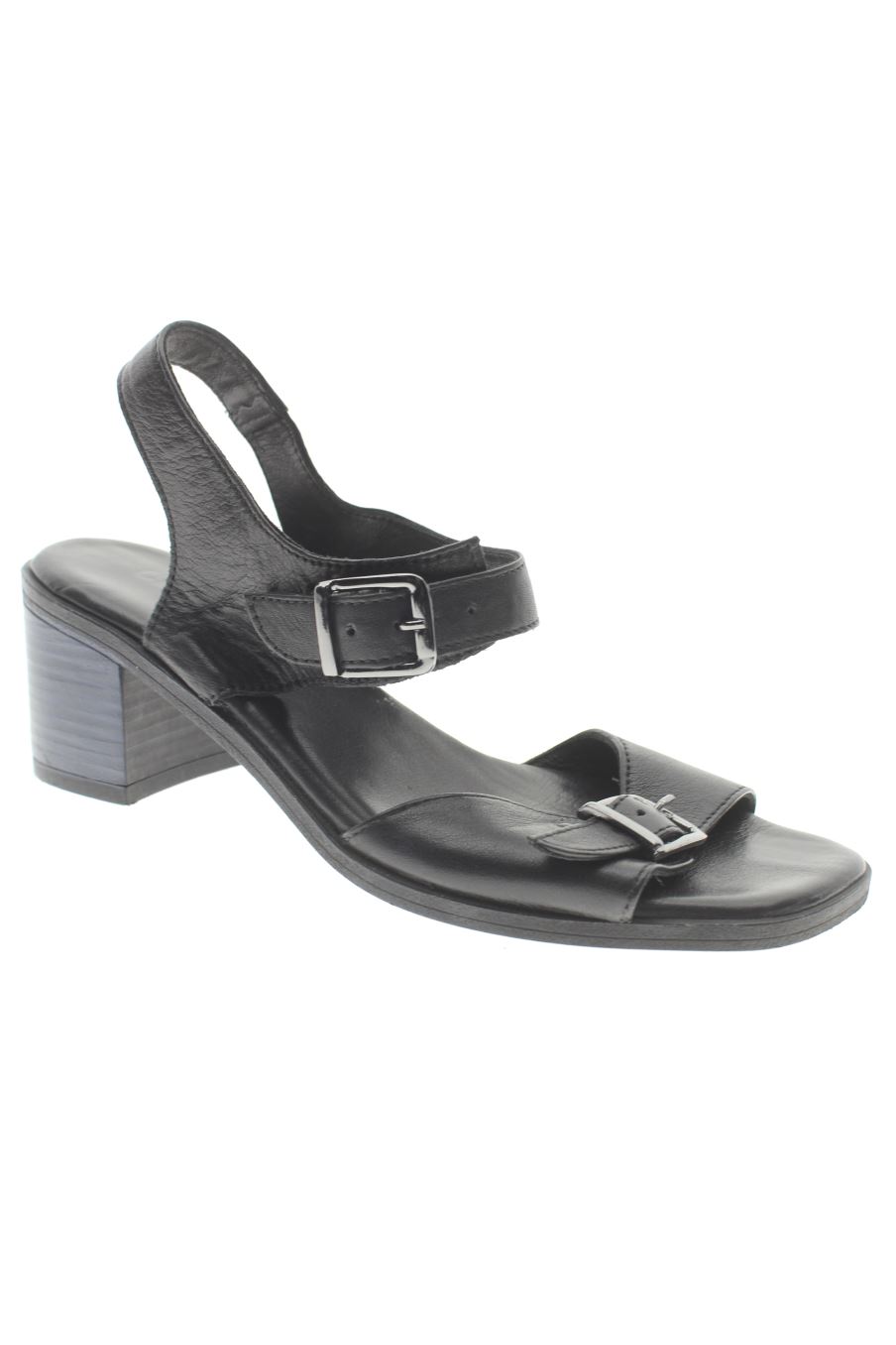 Sandalias tacon de Camila`s de la talla 37, de color negro de